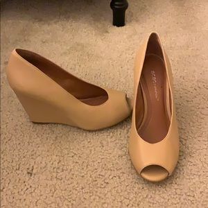 BCBG nude wedges